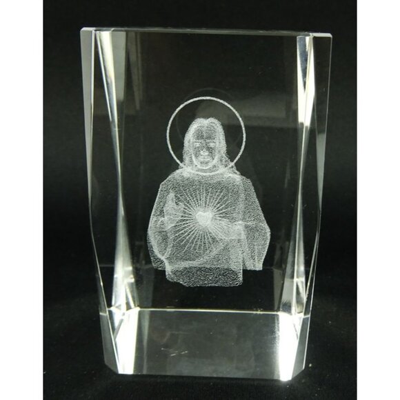 Jesus Sacred Heart 3D Laser Etched Crystal Glass Paperweight - Picture 9 of 9